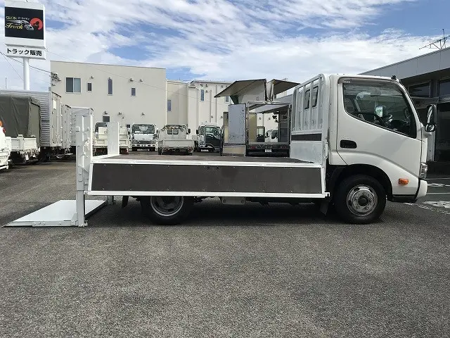 日野 デュトロ 2RG-XZU605M(2WD)の写真15