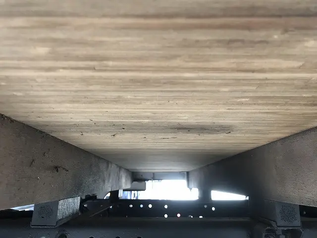 いすゞ エルフ TRG-NPR85AR(2WD)の写真43