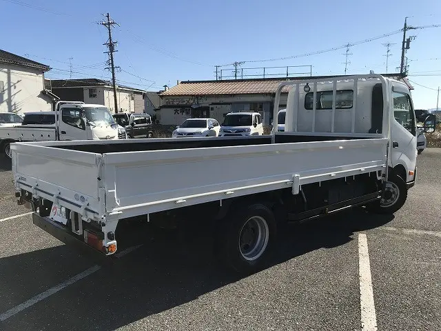トヨタ ダイナ TKG-XZU710(2WD)の写真8