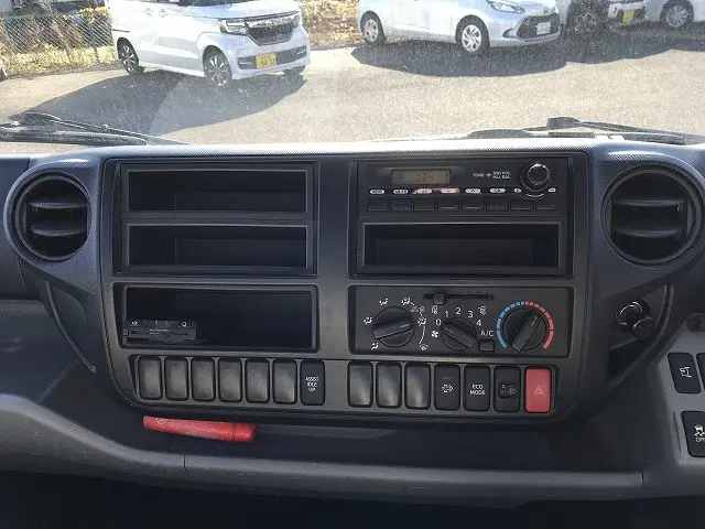 トヨタ ダイナ TKG-XZU710(2WD)の写真47