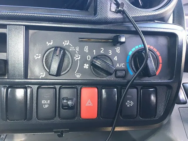 トヨタ トヨエース LDF-KDY281(4WD)の写真36