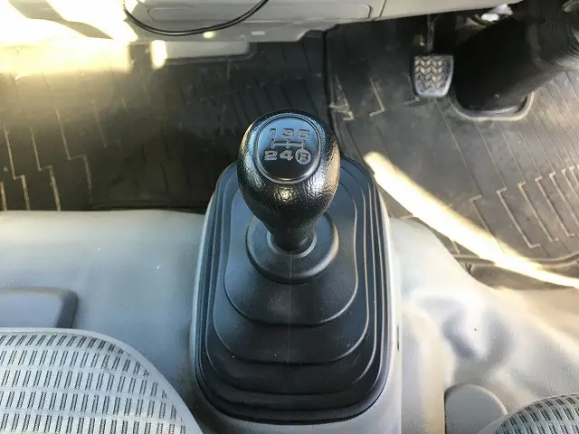 トヨタ トヨエース LDF-KDY281(4WD)の写真41