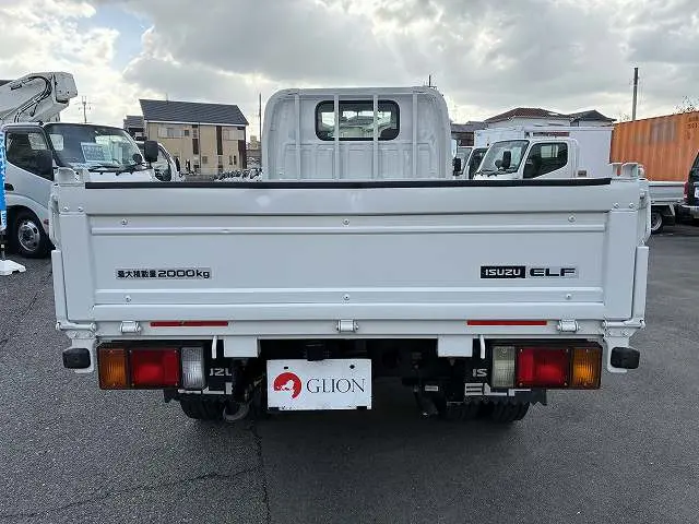 いすゞ エルフ 2RG-NJR88A(2WD)の写真7
