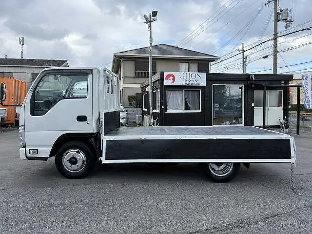 いすゞ エルフ 2RG-NJR88A(2WD)の写真11