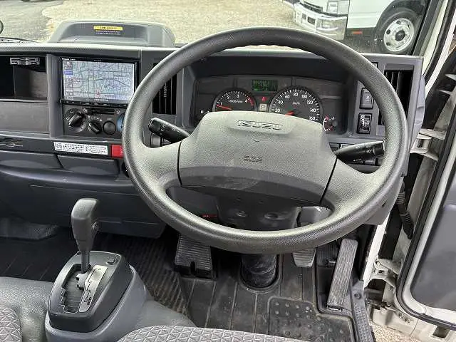 いすゞ エルフ 2RG-NJR88A(2WD)の写真39