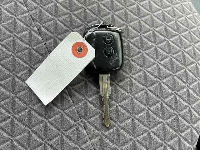 いすゞ エルフ 2RG-NJR88A(2WD)の写真47