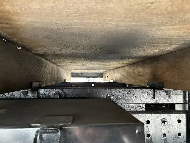 三菱 キャンター 2RG-FEA20(2WD)の写真18