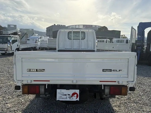 いすゞ エルフ TKG-NHR85A(2WD)の写真7