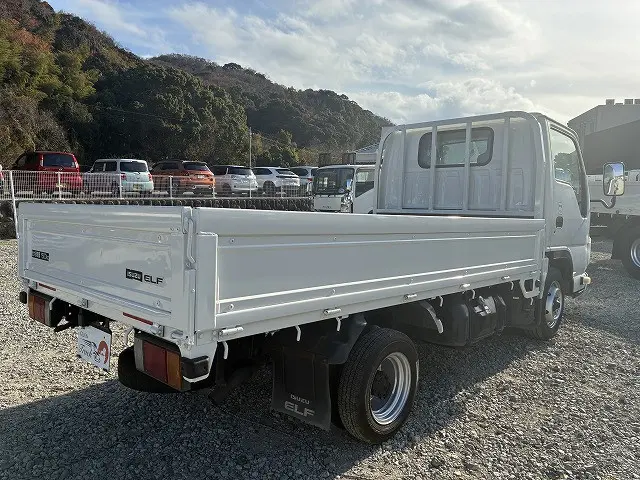 いすゞ エルフ TKG-NHR85A(2WD)の写真31