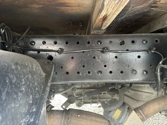 いすゞ エルフ TKG-NHR85A(2WD)の写真40