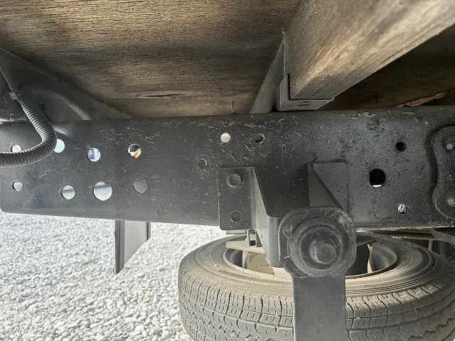 いすゞ エルフ TKG-NHR85A(2WD)の写真42