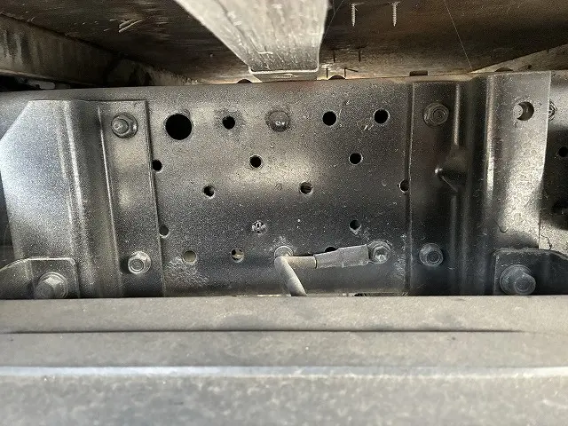 いすゞ エルフ TKG-NHR85A(2WD)の写真47