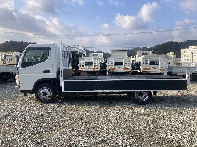 三菱 キャンター TPG-FEB50(2WD)の写真11