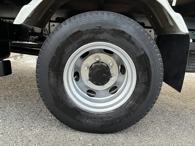 いすゞ フォワード TKG-FRR90S2(2WD)の写真26