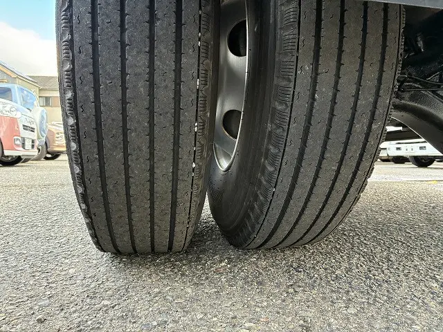 いすゞ フォワード TKG-FRR90S2(2WD)の写真27