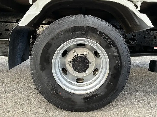 いすゞ フォワード TKG-FRR90S2(2WD)の写真28