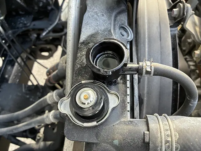 いすゞ フォワード TKG-FRR90S2(2WD)の写真44