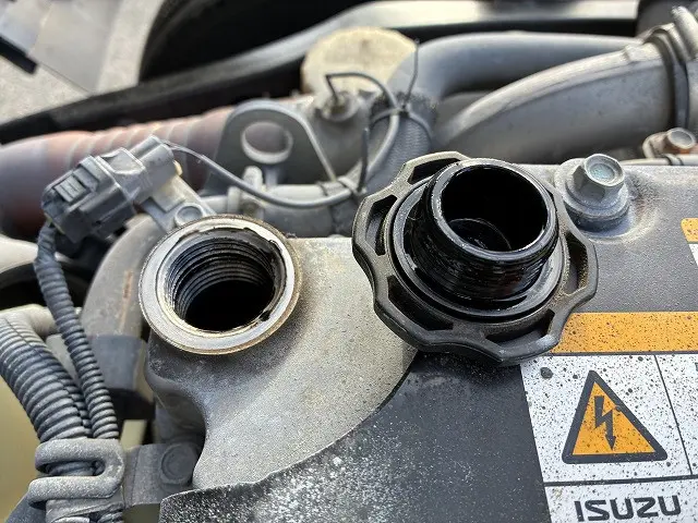 いすゞ フォワード TKG-FRR90S2(2WD)の写真45