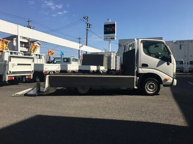 トヨタ トヨエース ABF-TRY220(2WD)の写真12