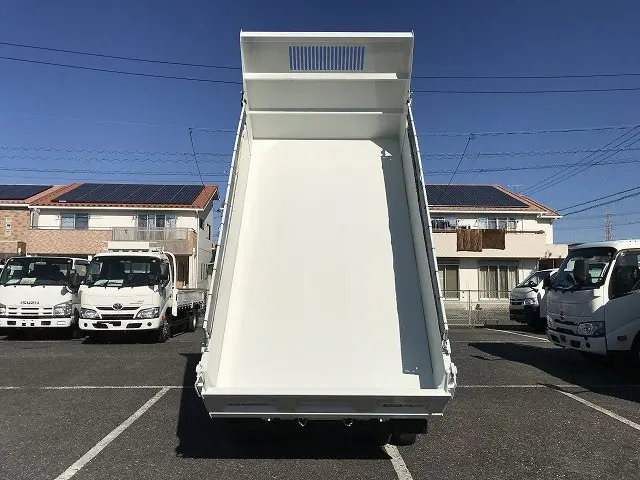 いすゞ エルフ 2RG-NKR88AT(2WD)の写真5