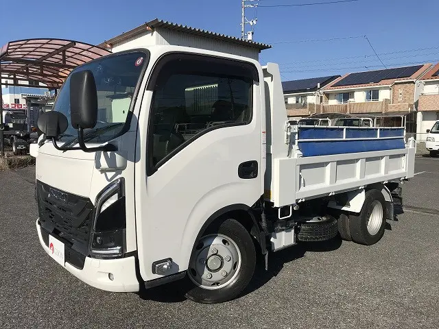 いすゞ エルフ 2RG-NKR88AT(2WD)の写真9