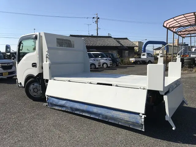 いすゞ エルフ 2RG-NKR88AT(2WD)の写真19