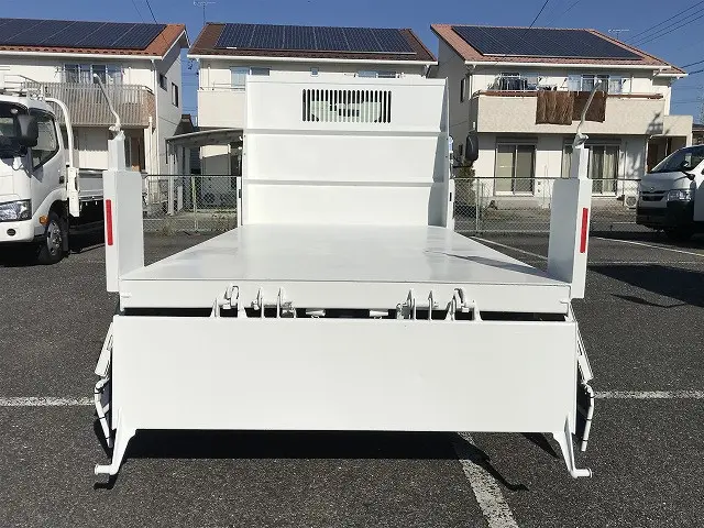 いすゞ エルフ 2RG-NKR88AT(2WD)の写真20