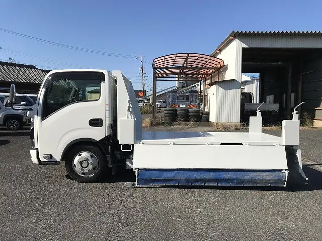 いすゞ エルフ 2RG-NKR88AT(2WD)の写真22