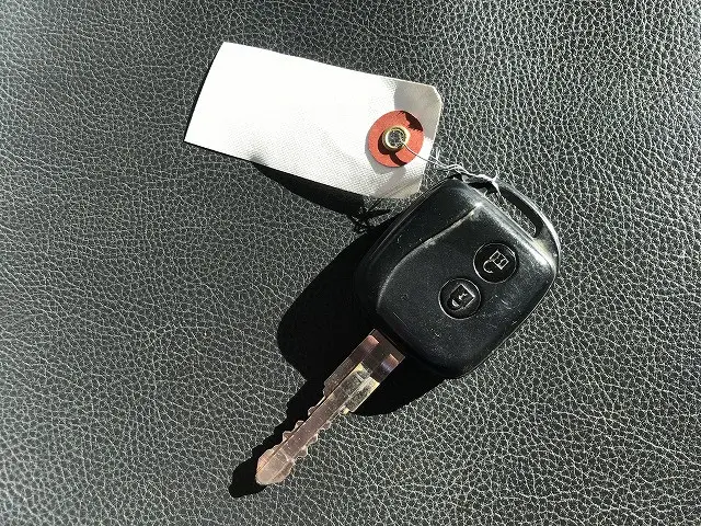 いすゞ エルフ 2RG-NKR88AT(2WD)の写真50