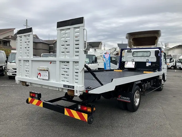 三菱 キャンター 2PG-FEB80(2WD)の写真8