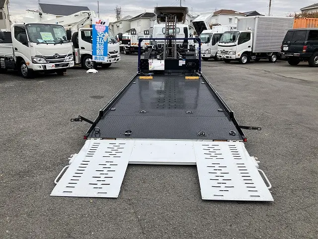 三菱 キャンター 2PG-FEB80(2WD)の写真12