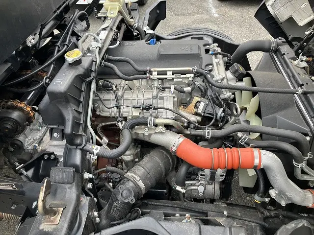 三菱 キャンター 2PG-FEB80(2WD)の写真15