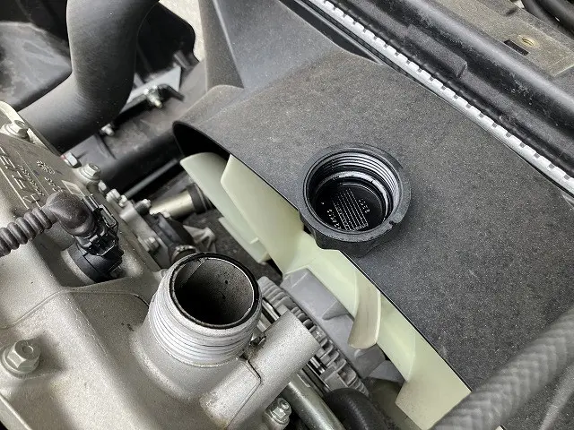 三菱 キャンター 2PG-FEB80(2WD)の写真17