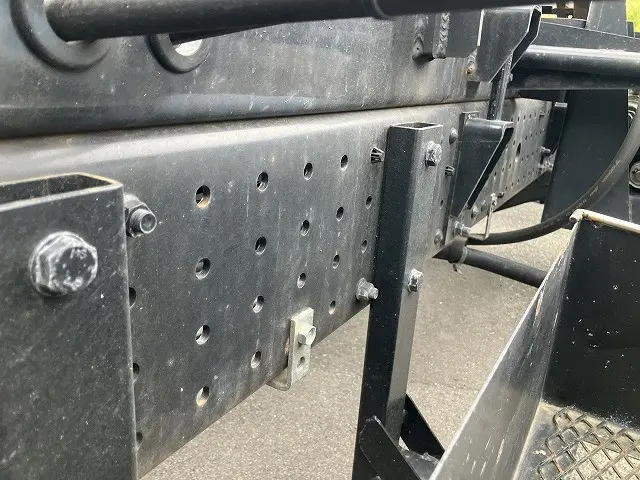 三菱 キャンター 2PG-FEB80(2WD)の写真22