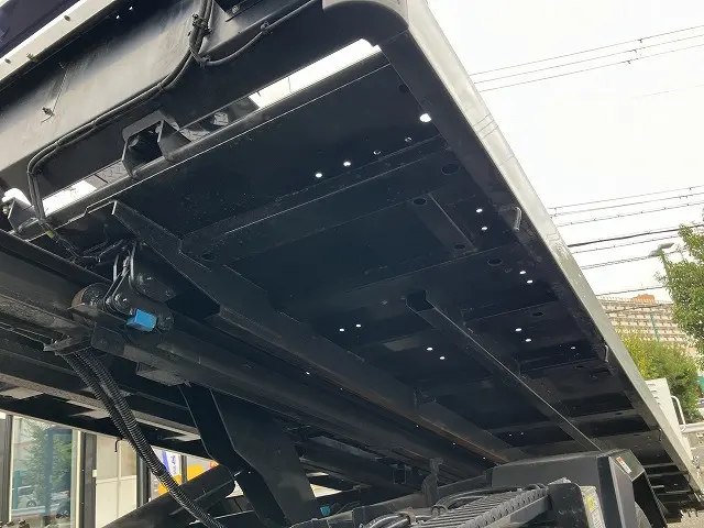 三菱 キャンター 2PG-FEB80(2WD)の写真24
