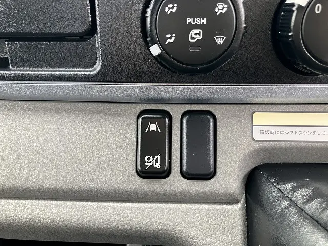 三菱 キャンター 2PG-FEB80(2WD)の写真39