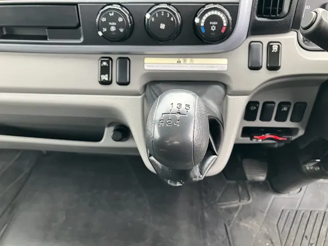 三菱 キャンター 2PG-FEB80(2WD)の写真41