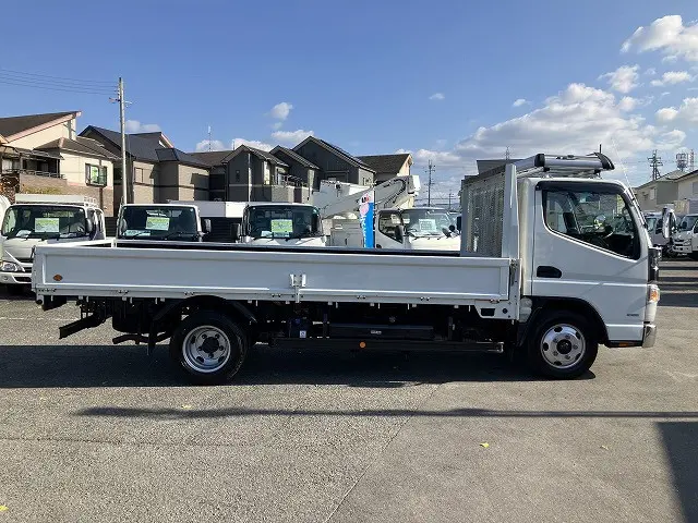 三菱 キャンター TPG-FEA50(2WD)の写真5