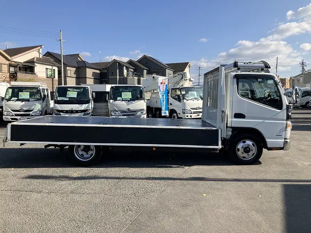 三菱 キャンター TPG-FEA50(2WD)の写真12