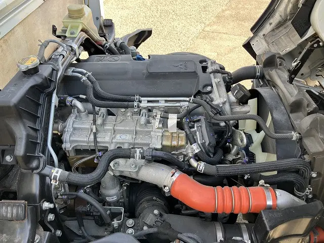 三菱 キャンター TPG-FEA50(2WD)の写真17