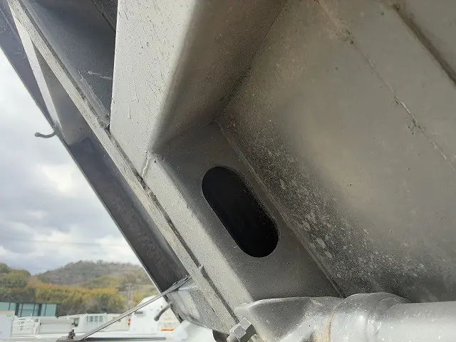 三菱 キャンター TKG-FBA30(2WD)の写真24