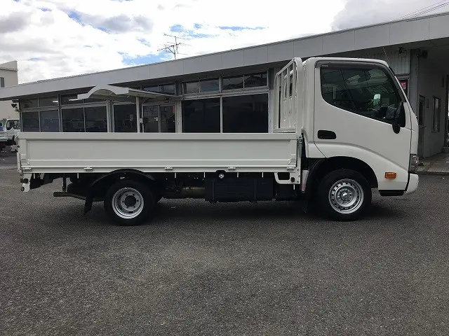 トヨタ ダイナ 3BF-TRY230(2WD)の写真5
