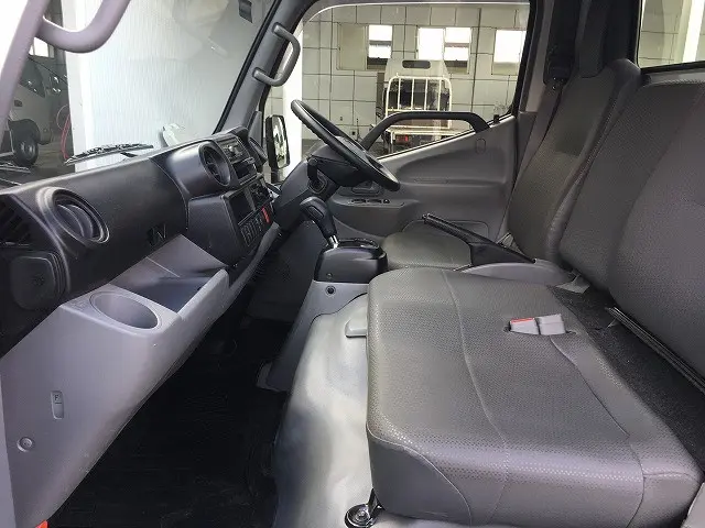 トヨタ ダイナ 3BF-TRY230(2WD)の写真40