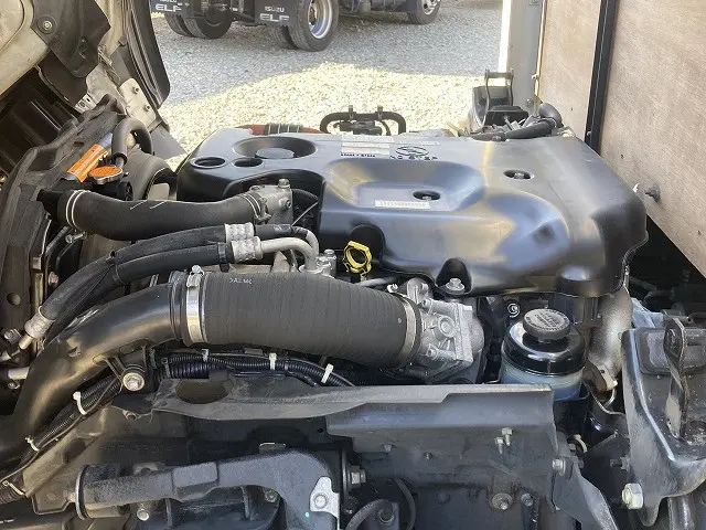 いすゞ エルフ TQG-NMR85AN(2WD)の写真14