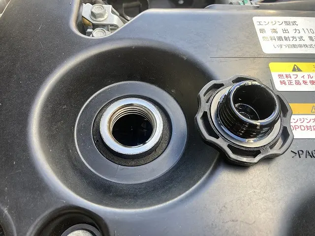 いすゞ エルフ TQG-NMR85AN(2WD)の写真16