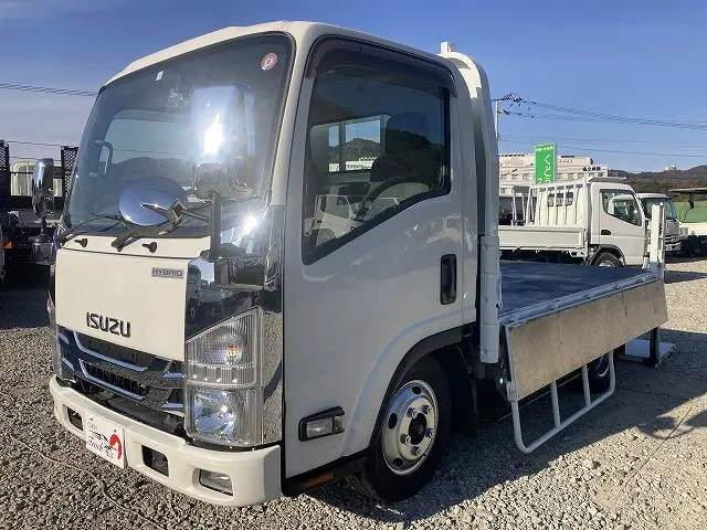 いすゞ エルフ TQG-NMR85AN(2WD)の写真22