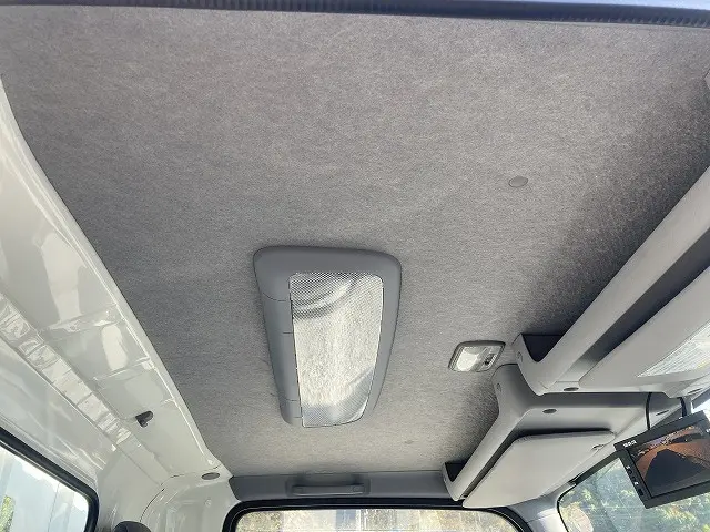 いすゞ エルフ TQG-NMR85AN(2WD)の写真31