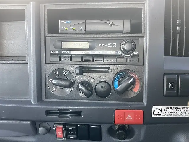 いすゞ エルフ TQG-NMR85AN(2WD)の写真33