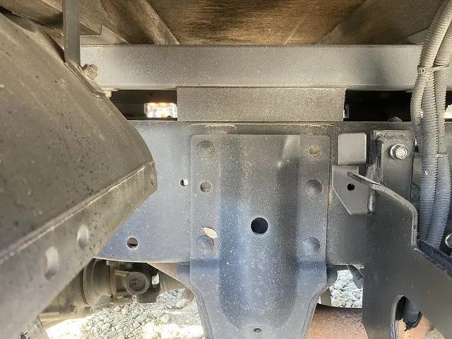 いすゞ エルフ TQG-NMR85AN(2WD)の写真41