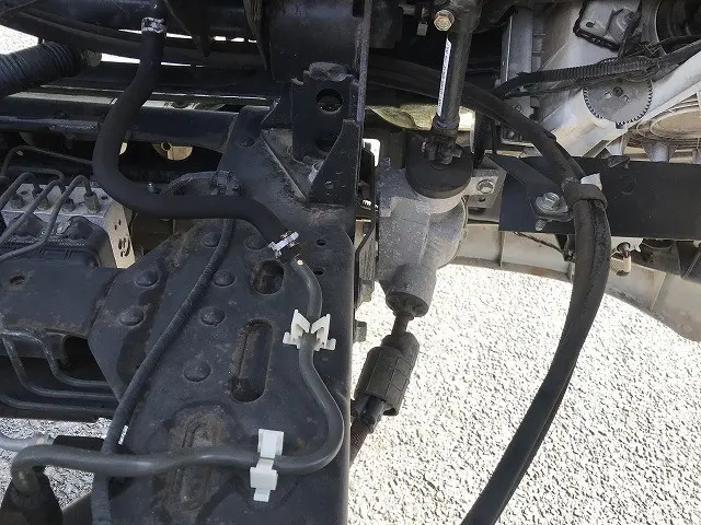 いすゞ エルフ TRG-NPR85AR(2WD)の写真23